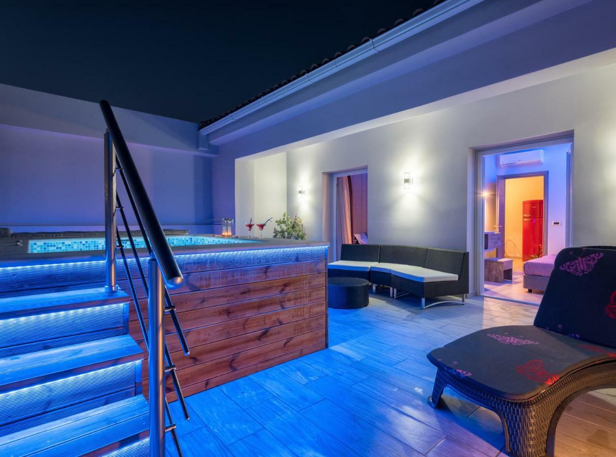 Savvas Luxury Suites Laganas Exterior photo